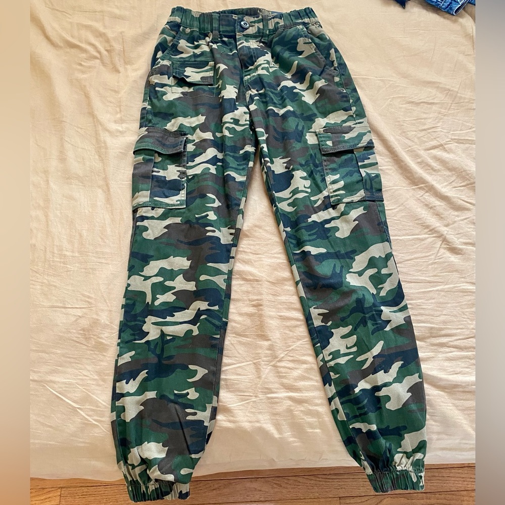 NWT Camo cargos